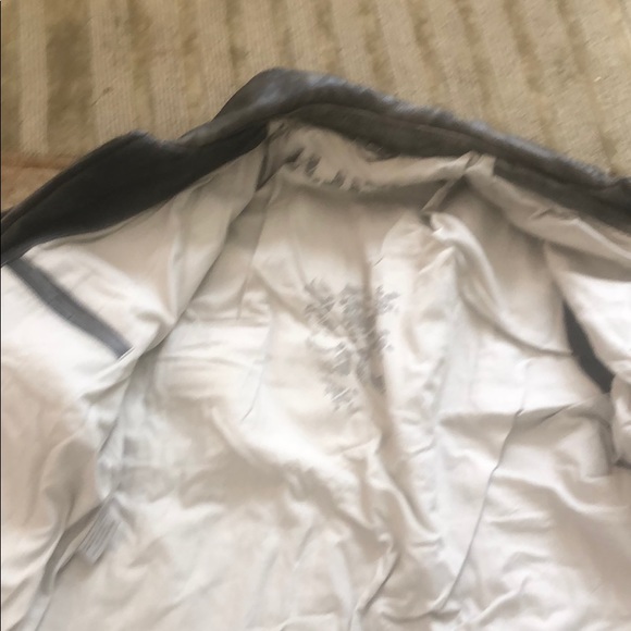 Leather jacket - Picture 3 of 4